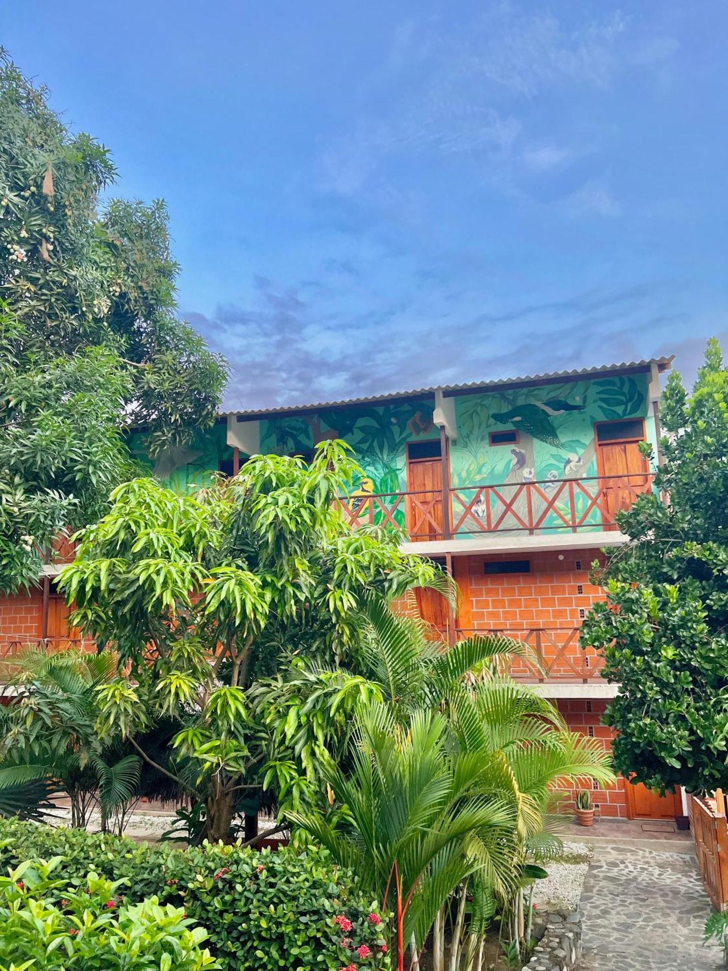 Arca Tayrona Restaurant & Los Naranjos